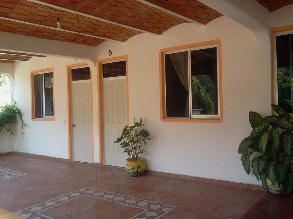 Tropical Suite Los Ayala Exterior photo